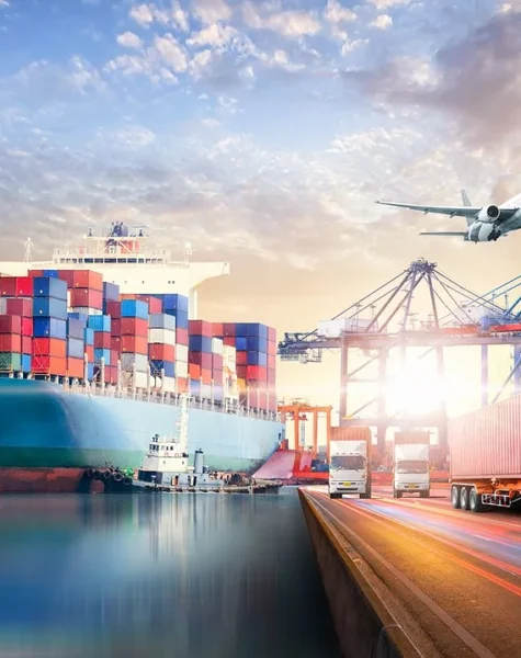FREIGHT-RATES-OCEAN-TRUCK-RAIL-TRANSPORTATION-GLOBAL-TRADE-iStock-Tryaging-1266958681